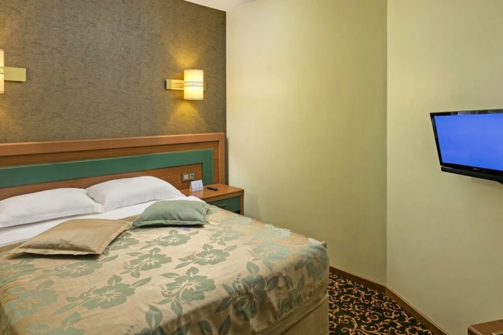 Özkaymak Select Hotel - Ultra All Inclusive — Hotel rooms in Avsallar