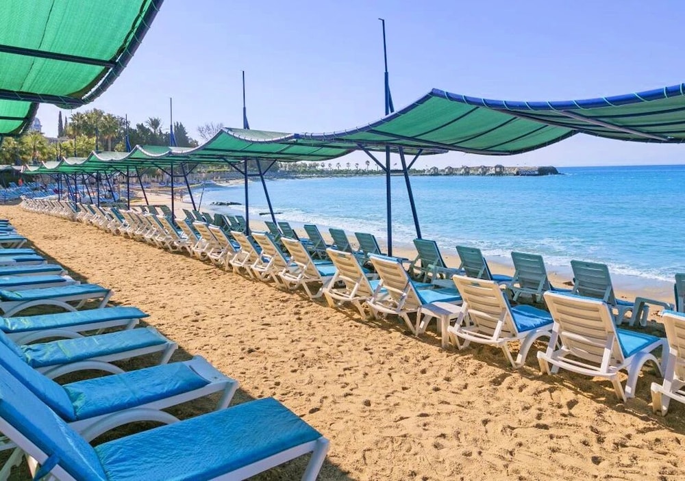 Özkaymak Select Hotel - Ultra All Inclusive — Beach in Avsallar