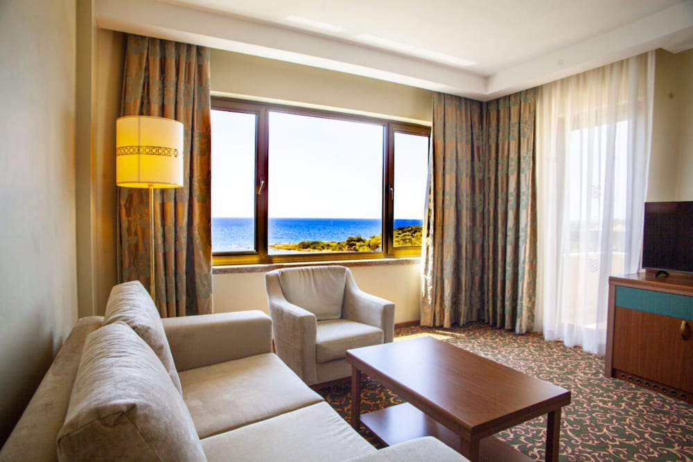 Özkaymak Select Hotel - Ultra All Inclusive — Hotel rooms in Avsallar