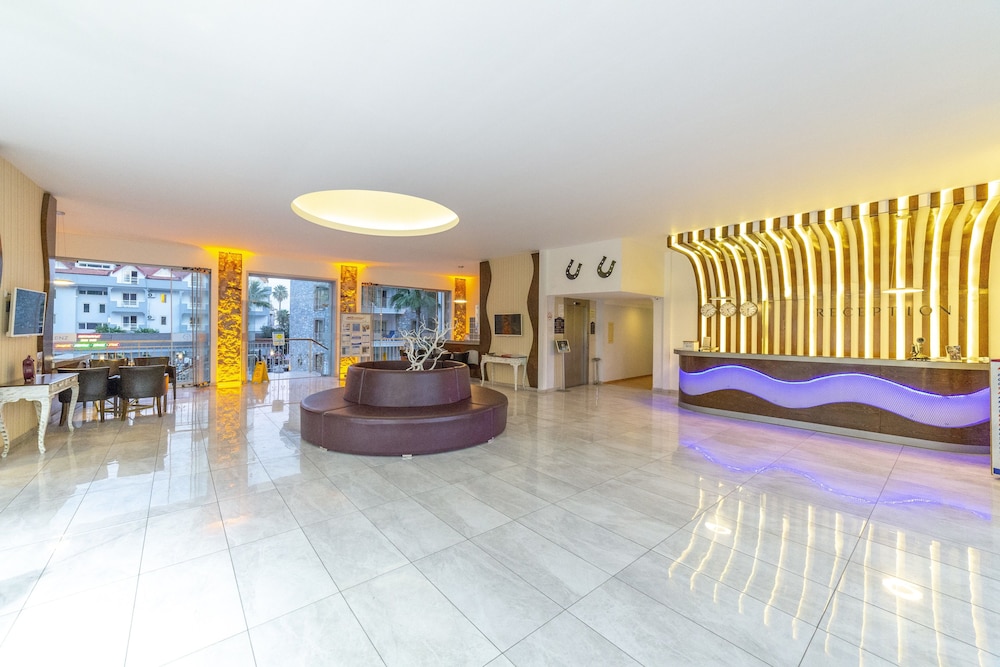 Alenz Suite — Hotel building in Marmaris, Mugla