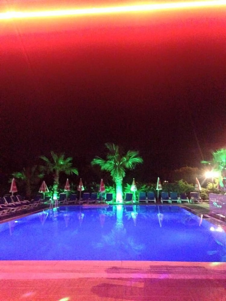 Sun Apartments — Pool in Marmaris, Mugla