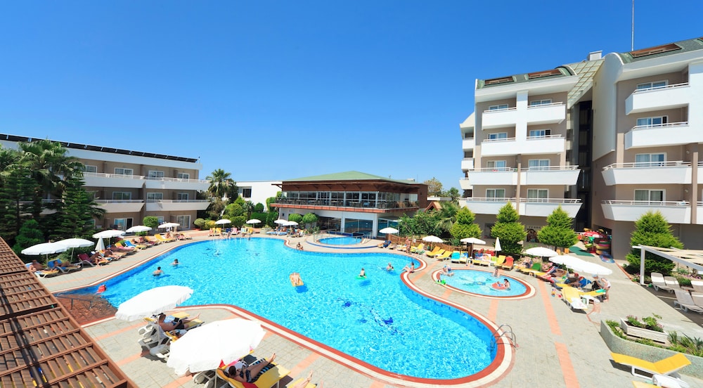Club Mermaid Village — Main photo in Alanya