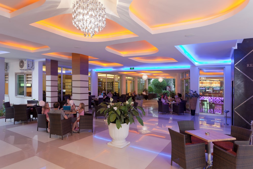 Club Mermaid Village — Restaurant & bars in Alanya