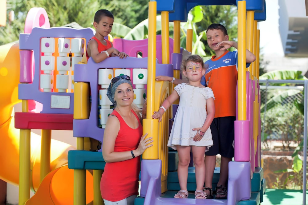 Club Mermaid Village — Attractions for children in Alanya