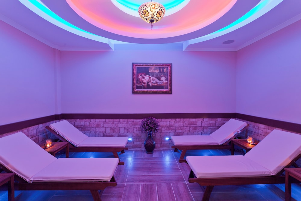 Club Mermaid Village — Spa in Alanya