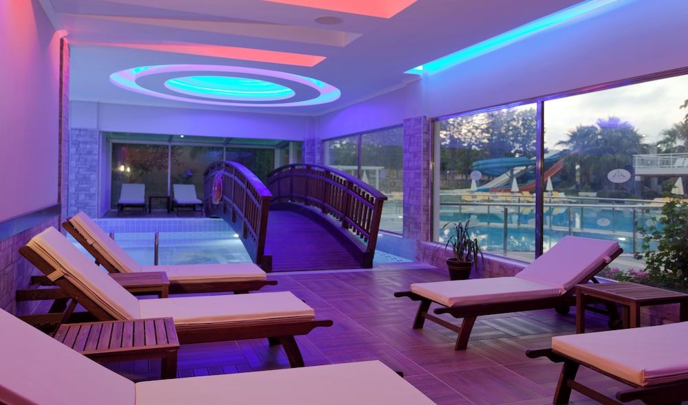 Club Mermaid Village — Spa in Alanya