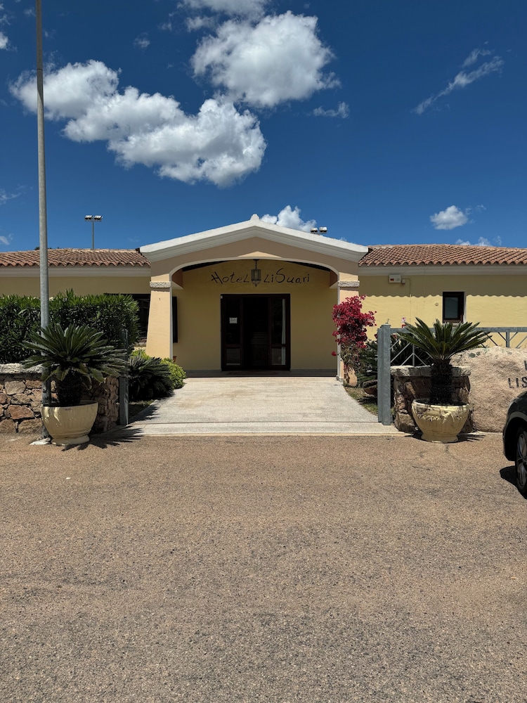 Li Suari Club Village — Hotel building in San Teodoro, Sardinia
