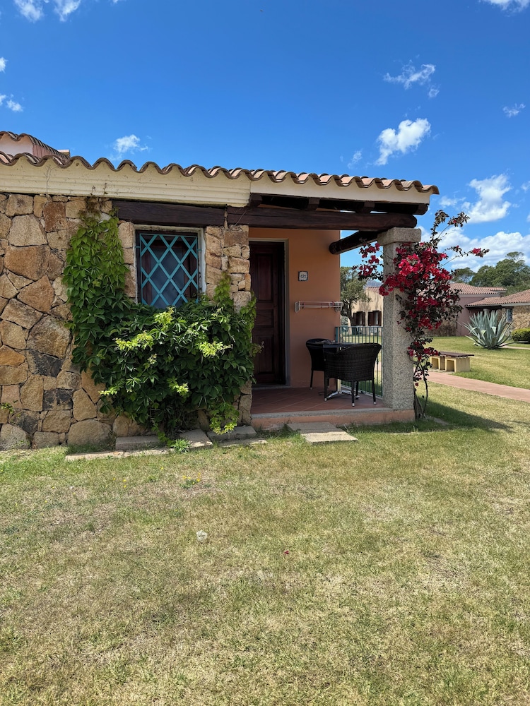 Li Suari Club Village — Hotel building in San Teodoro, Sardinia
