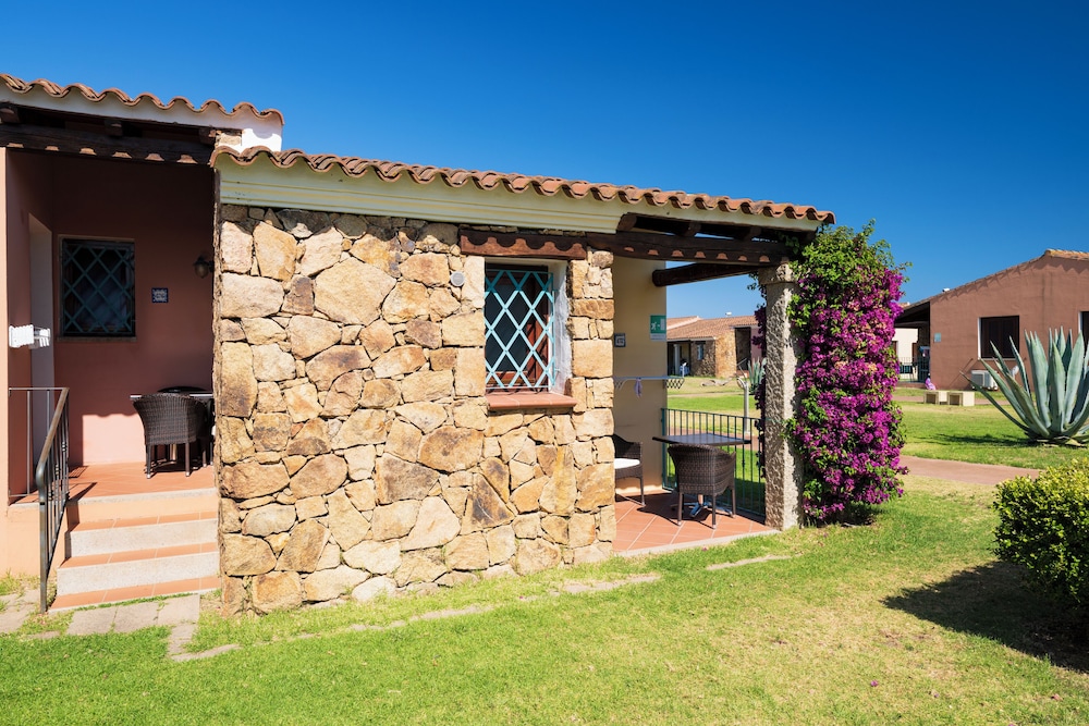 Li Suari Club Village — Hotel building in San Teodoro, Sardinia