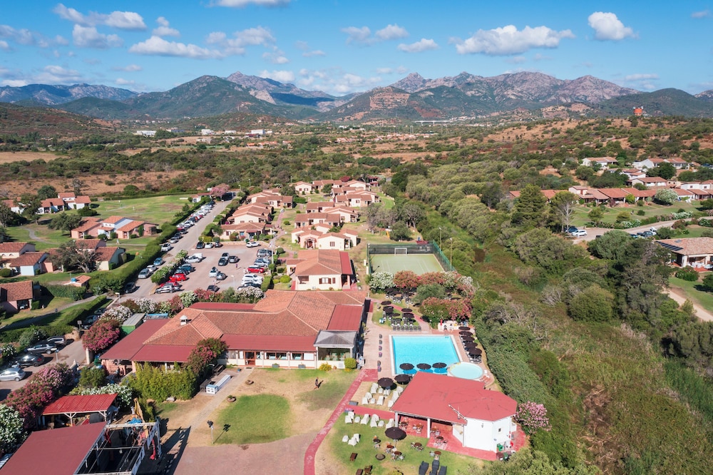 Li Suari Club Village — Hotel building in San Teodoro, Sardinia