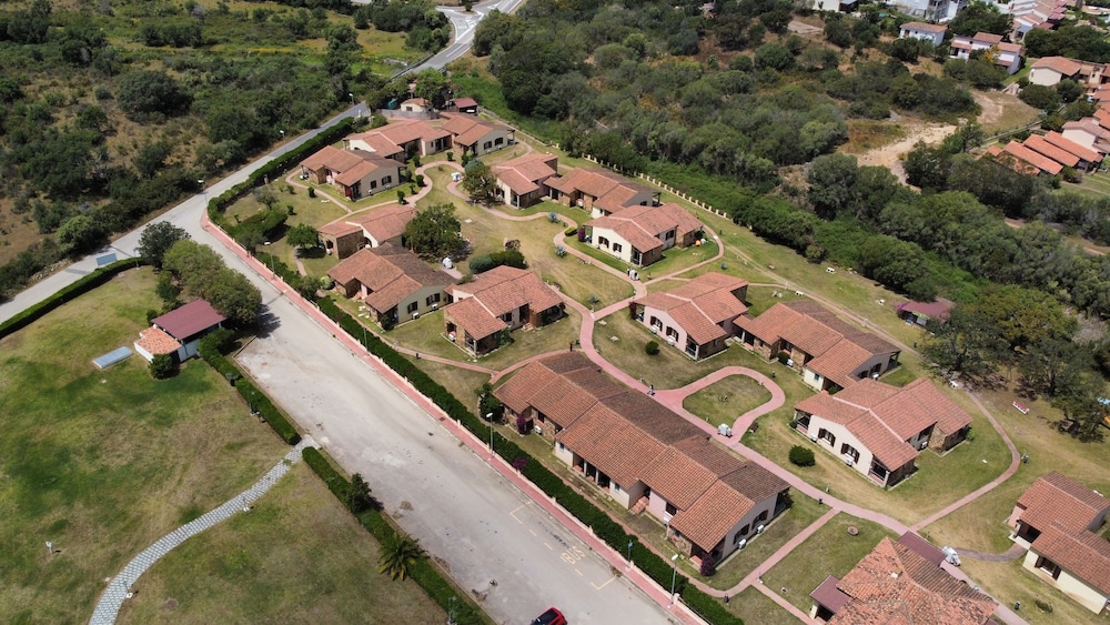 Li Suari Club Village — Hotel building in San Teodoro, Sardinia