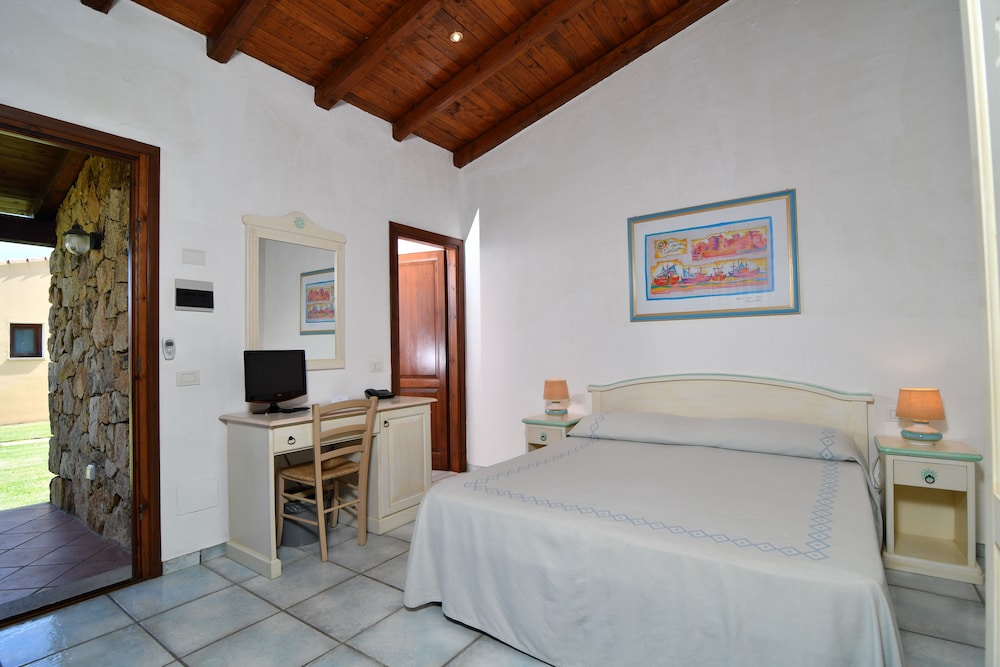 Li Suari Club Village — Hotel rooms in San Teodoro, Sardinia