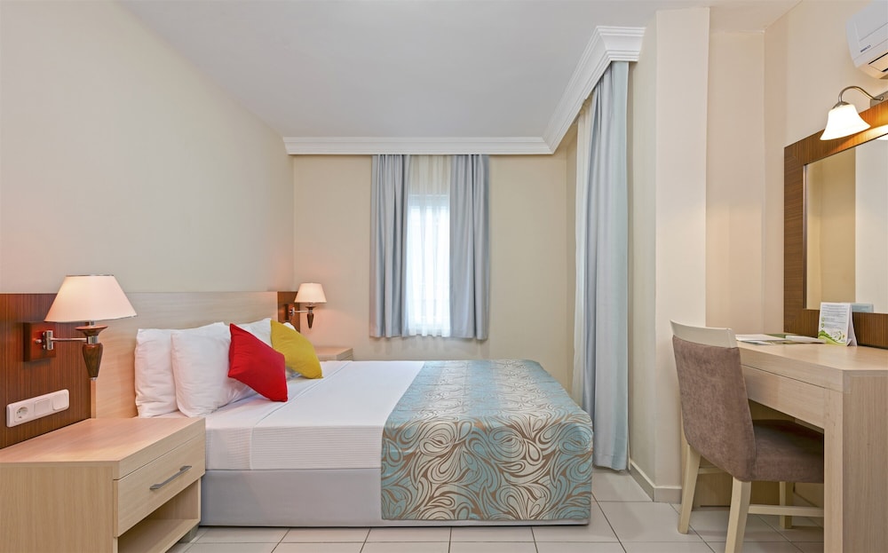 Club Sidelya Hotel — Hotel rooms in Side