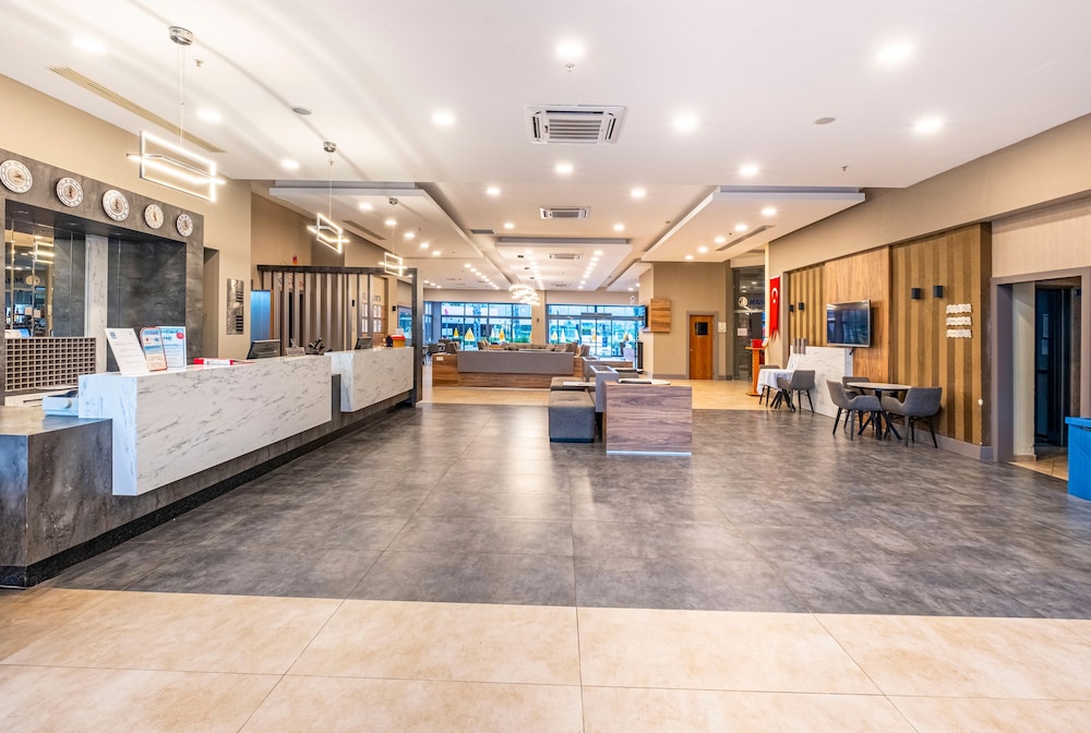 Viking Park Hotel — Hotel building in Kemer