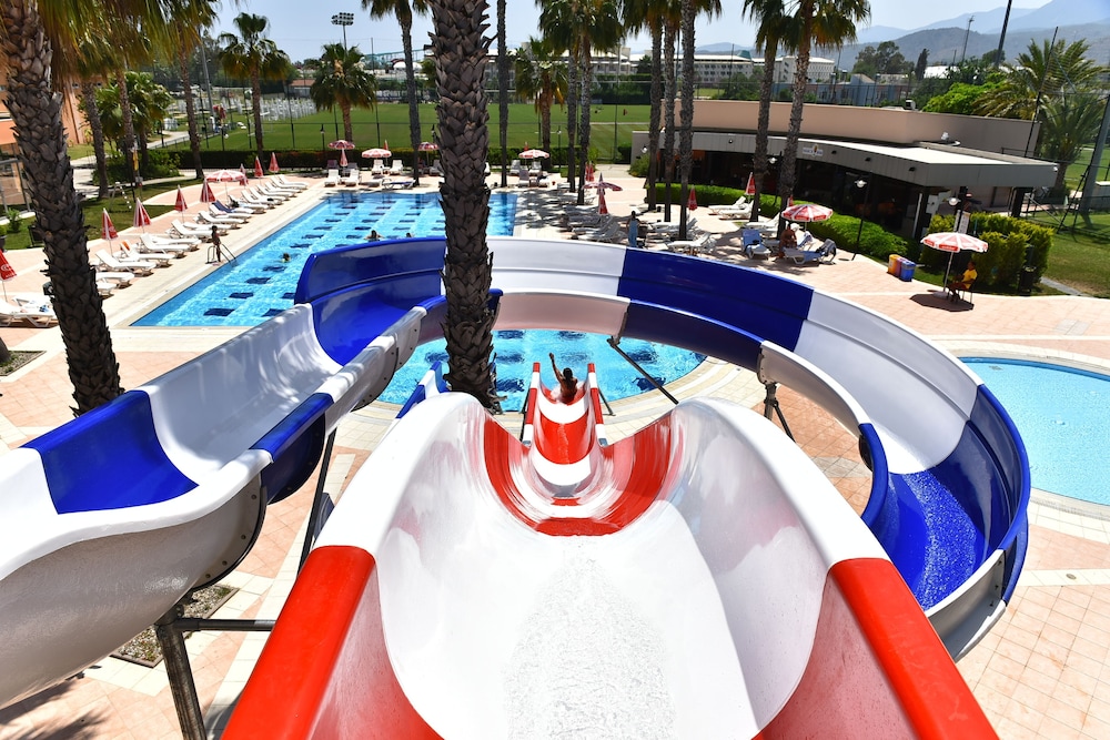 Viking Park Hotel — Swimming pool in Kemer