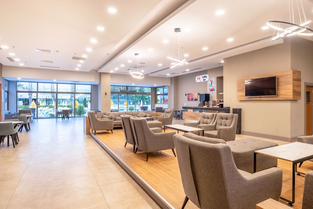 Viking Park Hotel — Restaurant & bars in Kemer