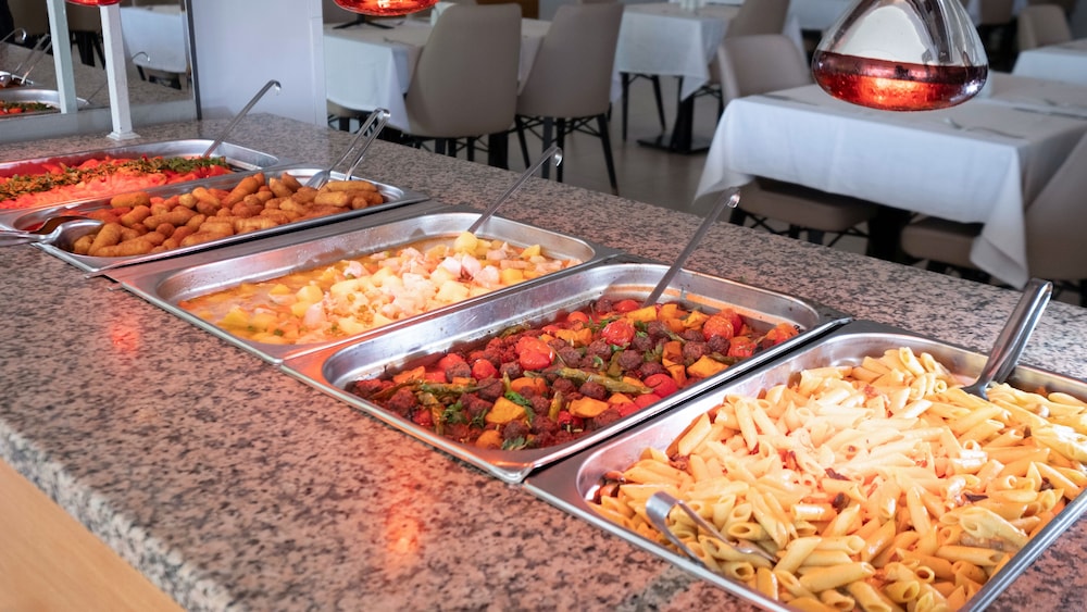Viking Park Hotel — Restaurant & bars in Kemer
