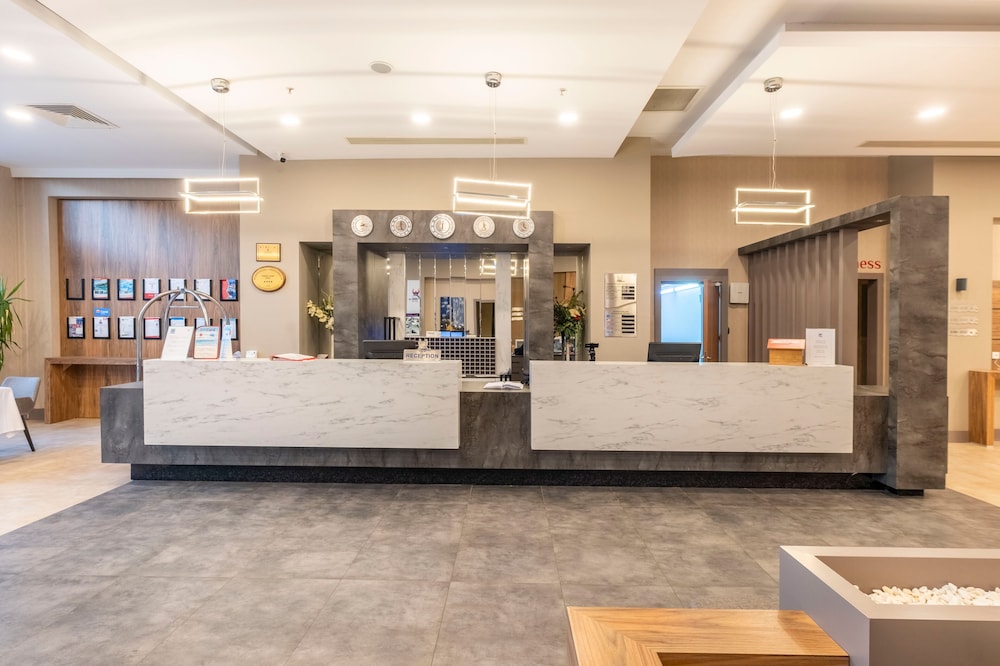 Viking Park Hotel — Hotel building in Kemer