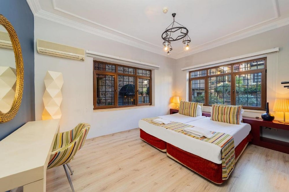 Alp Pasa Fiore Garden Suites - Special Class — Hotel rooms in Antalya
