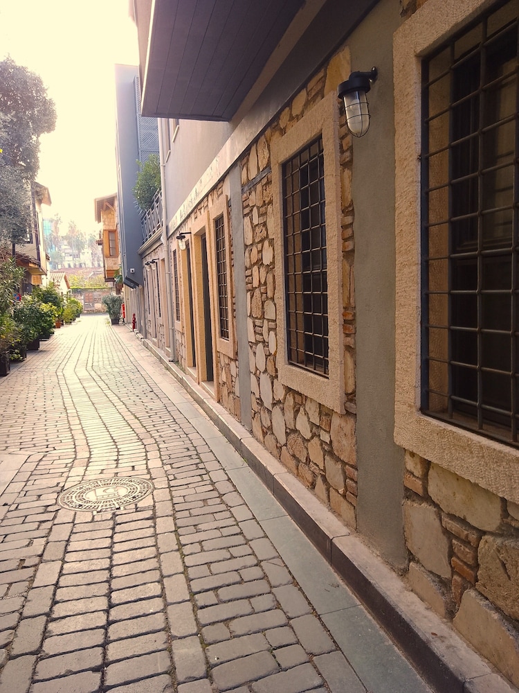 Alp Pasa Fiore Garden Suites - Special Class — Attractions in the area in Antalya