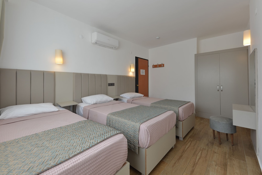 Golden Orange Apart Otel — Hotel rooms in Marmaris, Mugla