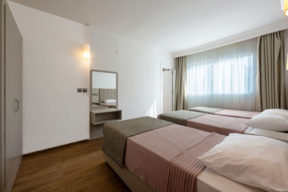 Golden Orange Apart Otel — Hotel rooms in Marmaris, Mugla