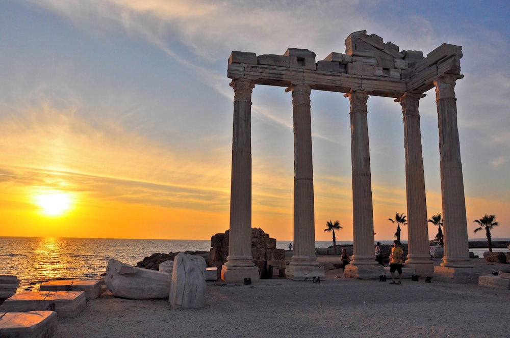 Akayda Butik Hotel — Attractions in the area in Side