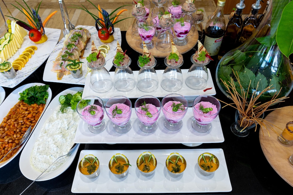 Faros Premium Beach Hotel — Restaurant & bars in İçmeler, Mugla