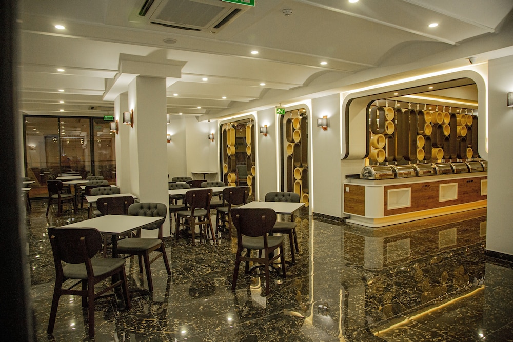 Sette Serenity Hotel - Adults Only — Restaurant & bars in Alanya