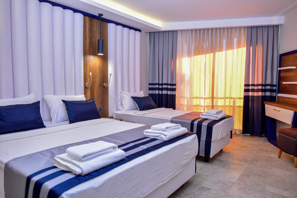 Sette Serenity Hotel - Adults Only — Hotel rooms in Alanya