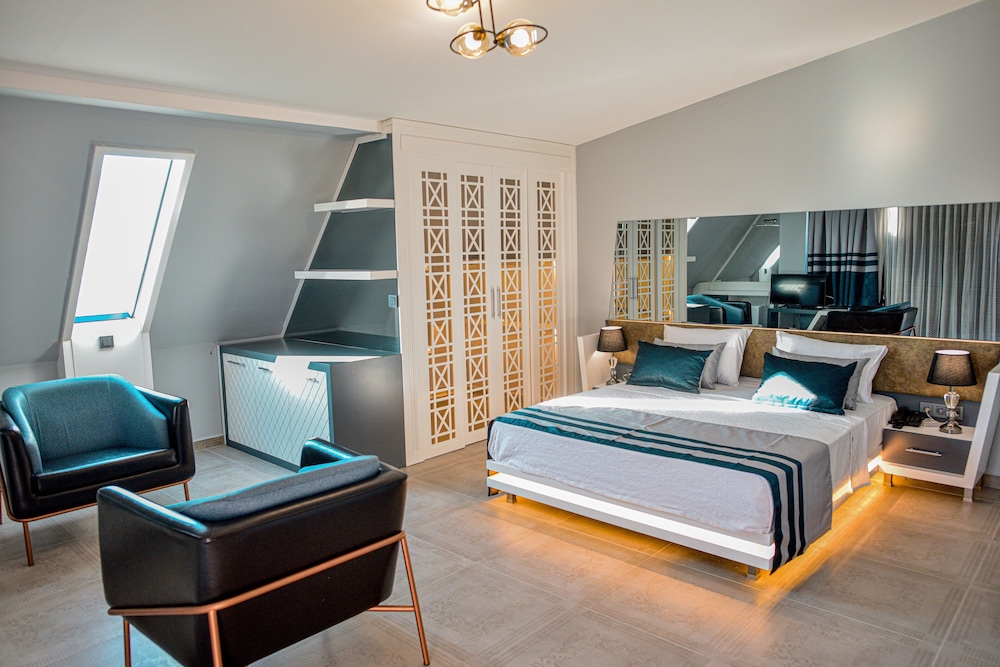 Sette Serenity Hotel - Adults Only — Hotel rooms in Alanya