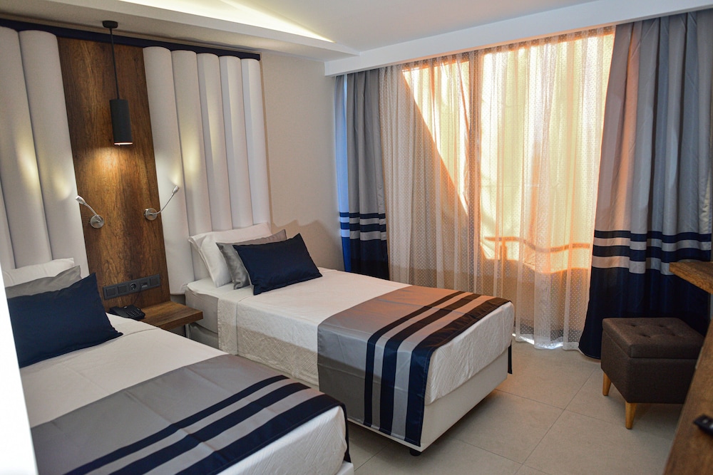 Sette Serenity Hotel - Adults Only — Hotel rooms in Alanya