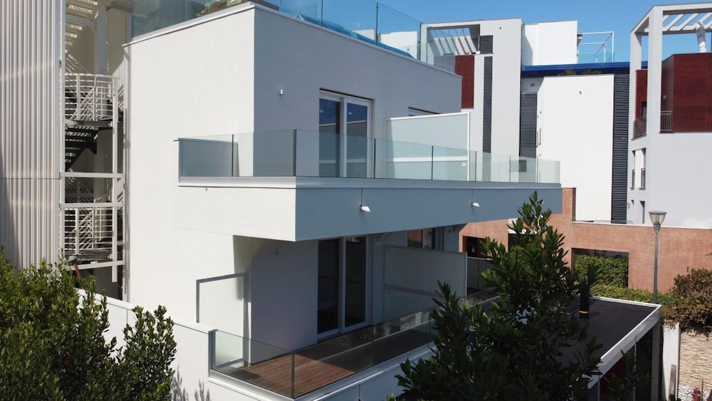 Park Hotel Cellini — Hotel building in Jesolo, Veneto