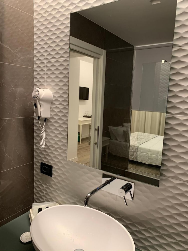 Park Hotel Cellini — Hotel rooms in Jesolo, Veneto