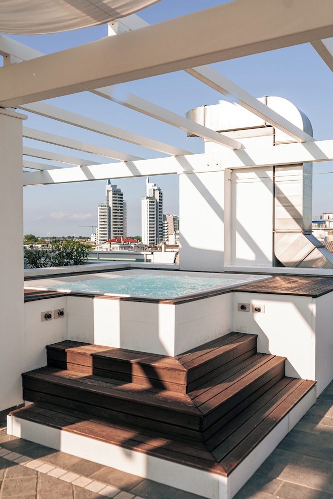 Hotel Orizzonte — Spa in Jesolo, Veneto