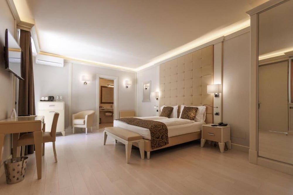 Park Hotel Imperial Centro Tao Natural Medical Spa — Hotel rooms in Limone sul Garda, Lombardy