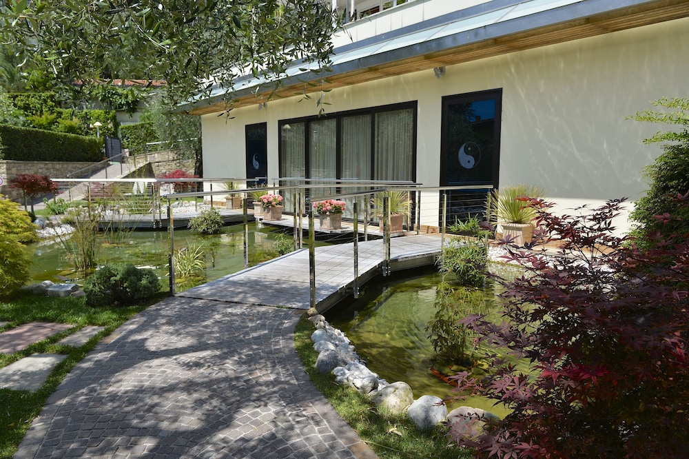 Park Hotel Imperial Centro Tao Natural Medical Spa — Spa in Limone sul Garda, Lombardy