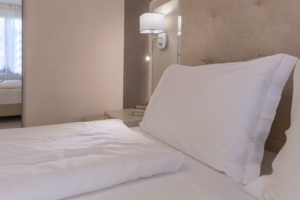 Park Hotel Imperial Centro Tao Natural Medical Spa — Hotel rooms in Limone sul Garda, Lombardy