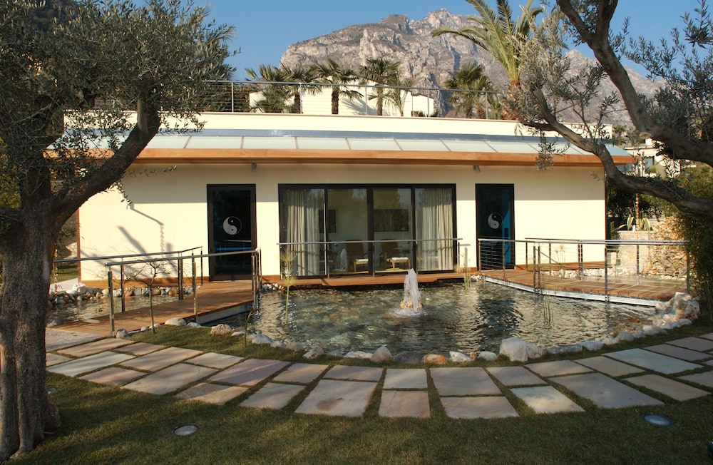 Park Hotel Imperial Centro Tao Natural Medical Spa — Spa in Limone sul Garda, Lombardy