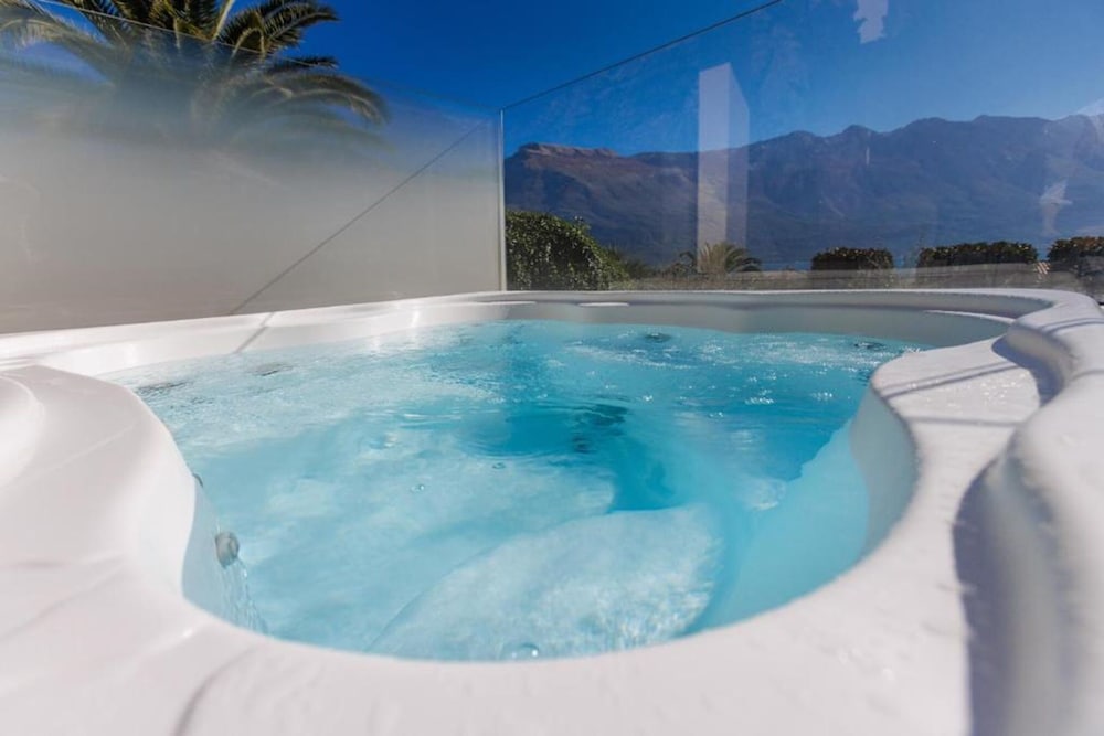 Park Hotel Imperial Centro Tao Natural Medical Spa — Spa in Limone sul Garda, Lombardy