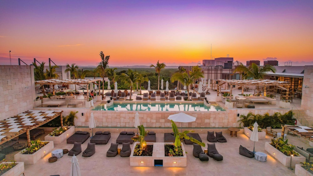 Motto by Hilton Tulum — Swimming pool in Tulum, Quintana Roo