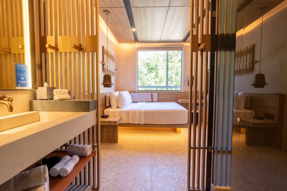 Motto by Hilton Tulum — Hotel rooms in Tulum, Quintana Roo