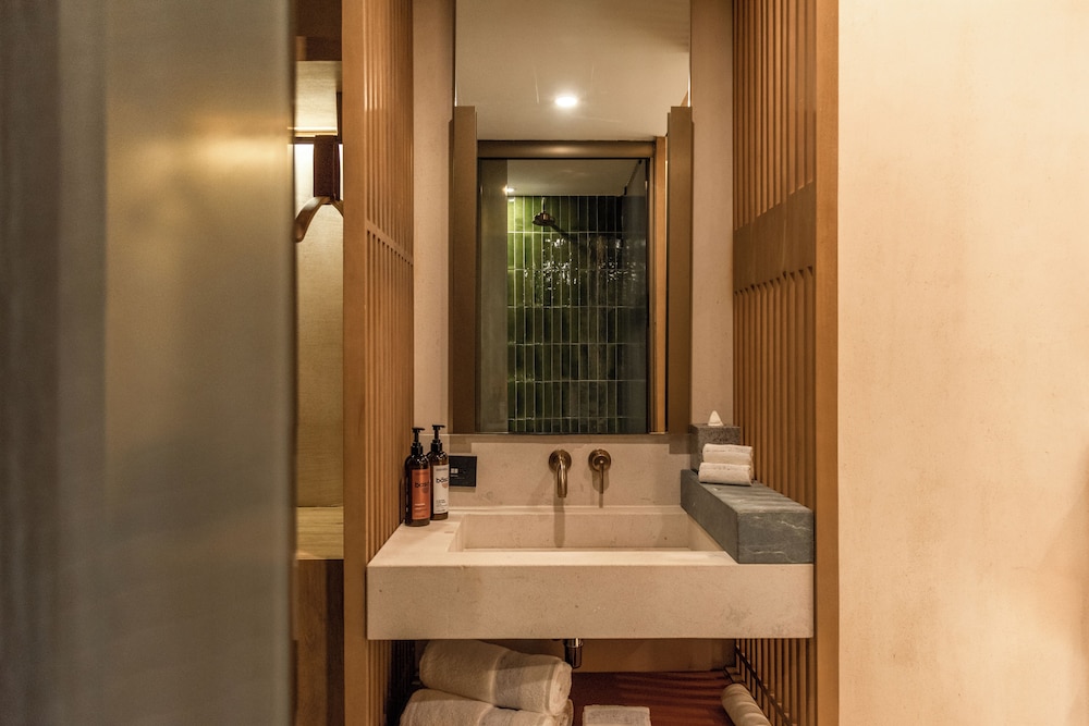 Motto by Hilton Tulum — Hotel rooms in Tulum, Quintana Roo