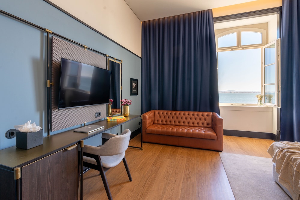 The Editory Riverside Hotel, an Historic Hotel — Hotel rooms in Lisbon, Lisboa
