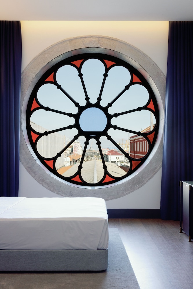 The Editory Riverside Hotel, an Historic Hotel — Hotel rooms in Lisbon, Lisboa
