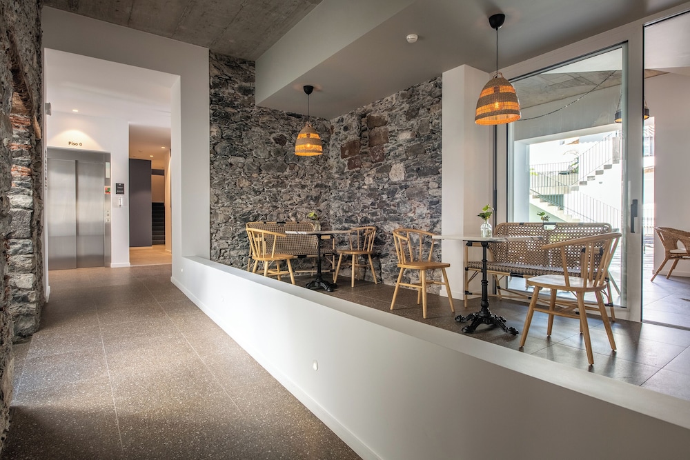 Pestana Fisherman Village — Restaurant & bars in Funchal, Madeira