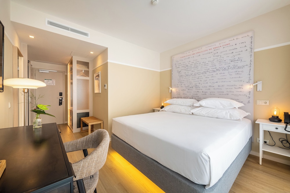 Pestana Fisherman Village — Hotel rooms in Funchal, Madeira