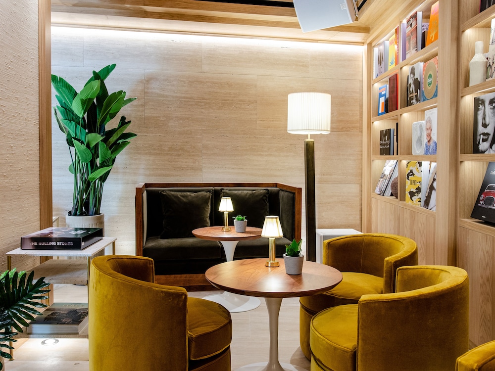 Browns Avenue Hotel — Restaurant & bars in Lisbon, Lisboa
