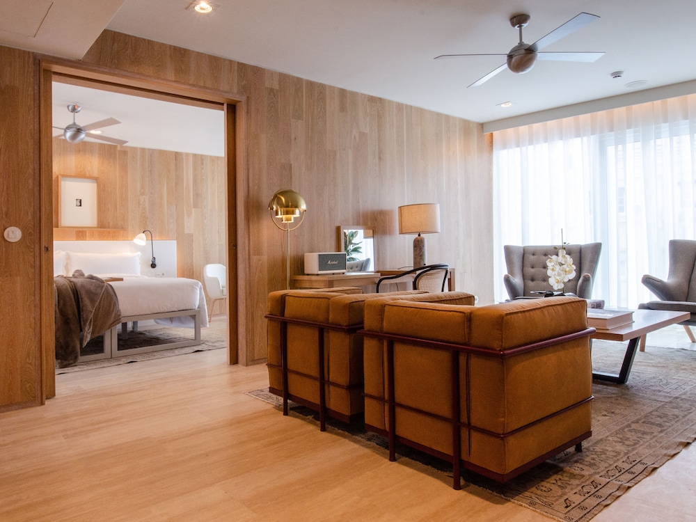 Browns Avenue Hotel — Hotel rooms in Lisbon, Lisboa