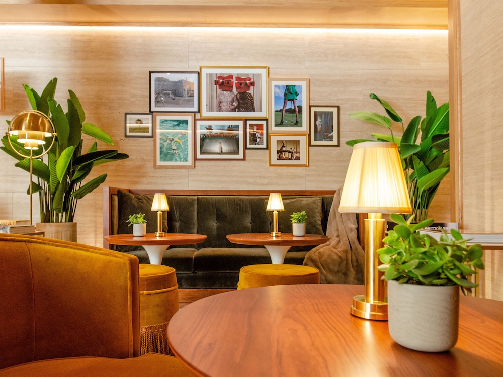 Browns Avenue Hotel — Restaurant & bars in Lisbon, Lisboa